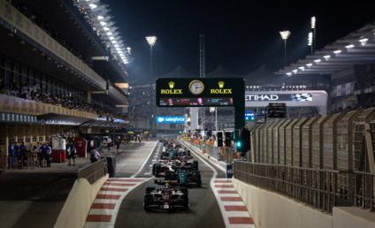 Guanyu Zhou (CHN) Alfa Romeo F1 Team C42 leaves the pits during qualifying.