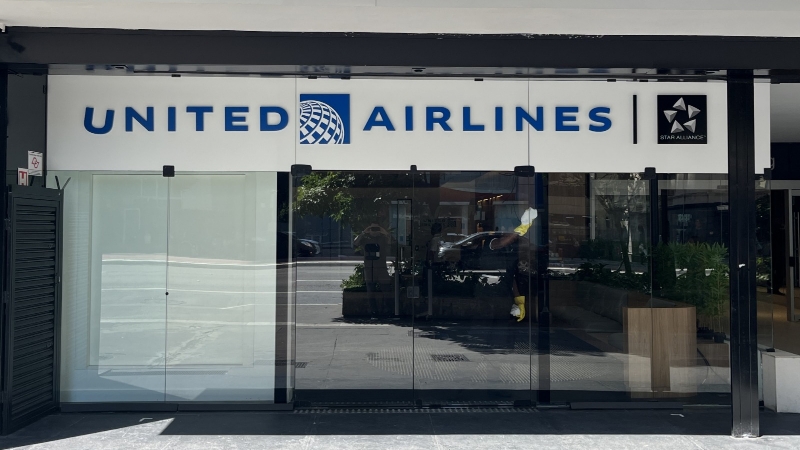 United Airlines fortalece atuação no Brasil com loja física em São Paulo