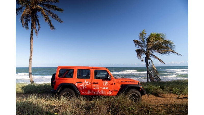 Jeep reforça apoio ao Projeto Tamar com renovação de frota de veículos