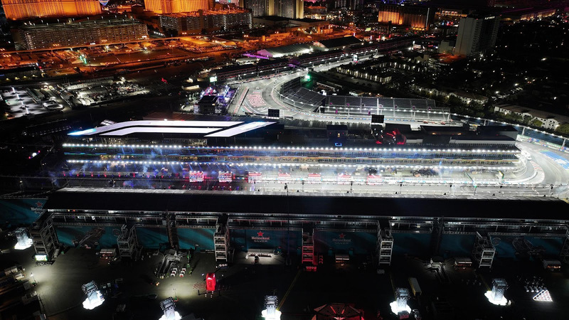 Samsung iluminou Las Vegas com display LED de rooftop com logotipo da F1