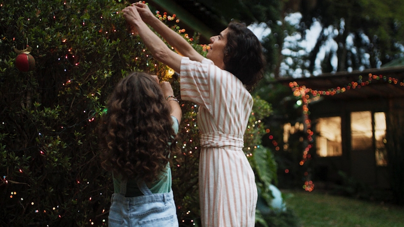 O Boticário incentiva a conexão genuína em campanha de Natal