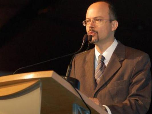 luiz-barreto Luiz Barreto, minitro do Turismo confirmou presença no Prêmio Caio.