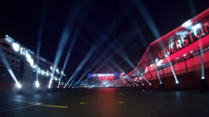 Circuito de Silverstone se transforma em palco de evento de Natal