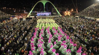 Marcas da P&G e Mangueira homenageiam as mulheres Marcas da P&G e Mangueira homenageiam as mulheres