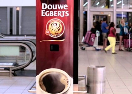 Vending machine libera café ao bocejar