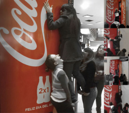 Coca-Cola uniu amigos em ação promocional