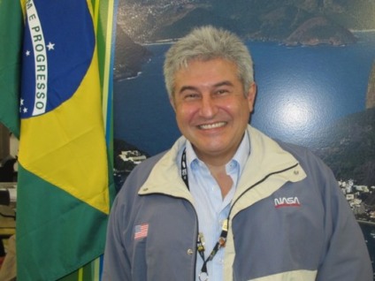 Marcos Pontes participa de evento infantil em Manaus