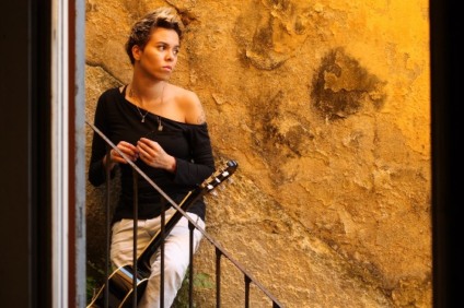 Maria Gadú encerra Floripa Tem