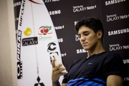 Samsung é a nova patrocinadora de Gabriel Medina