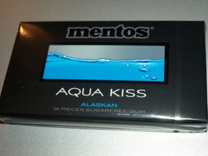 Beijo molhado em pleno shopping com Aqua Kiss Beijo molhado em pleno shopping com Aqua Kiss