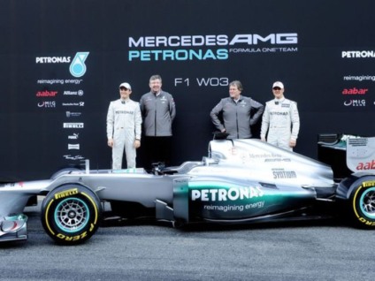 Mercedes apresenta seu F1para temporada 2012
