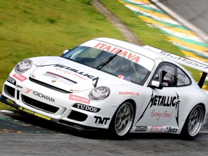 Metallica pilota Porsche em Interlagos