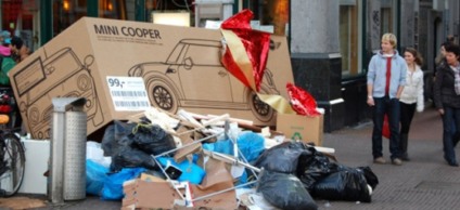 Mini Cooper vai parar no lixo