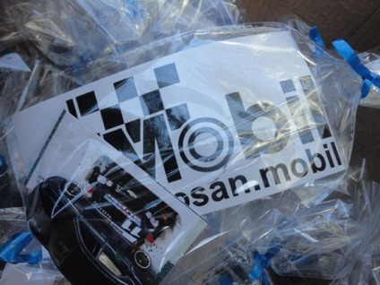 Mobil presenteia crianças carentes com carrinhos
