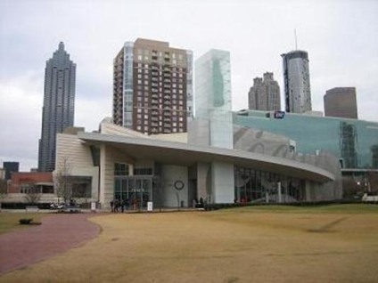 Blogueira visita museu da Coca-Cola