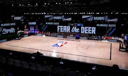 Jogadores da NBA boicotam jogos por ato de racismo nos EUA