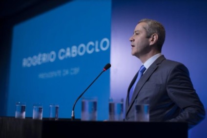 CBF doa R$ 19 milhões a clubes e federações