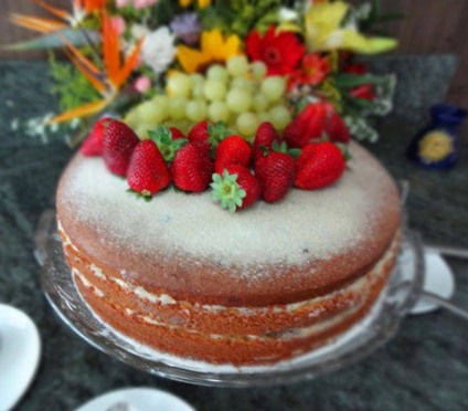 Cooper Pratic promove oficina de "Naked Cake"