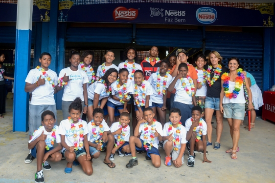 Crianças visitam a Unidos da Tijuca pelas mãos da Nestlé