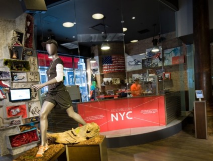 New Balance Opens Its First North American Experience Store In New York City&apos;s Flatiron District. (PRNewsFoto/New Balance)