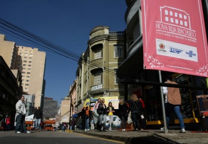 Vitrines na Calçada da Rua Riachuelo