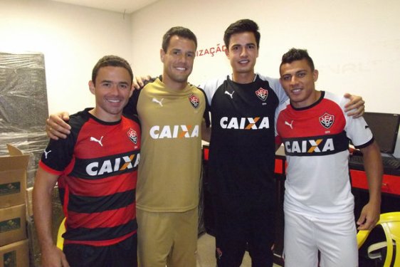 O novo uniforme do Vitória tem o patrocínio da Puma.