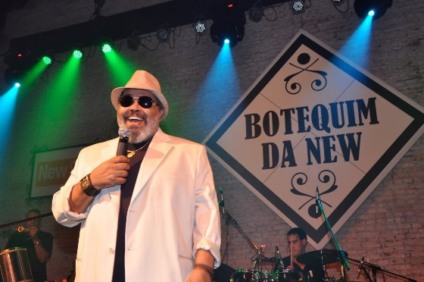 Tamborins esquentaram na festa da NewStyle