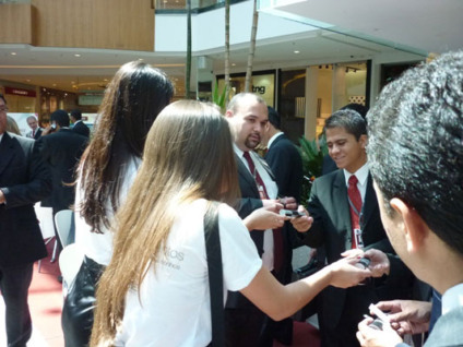 OAS celebra Dia do Corretor com ação de mkt da Plural
