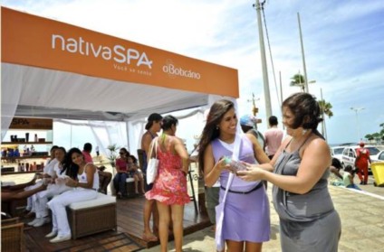 O Boticário e Correio agitam o verão baiano