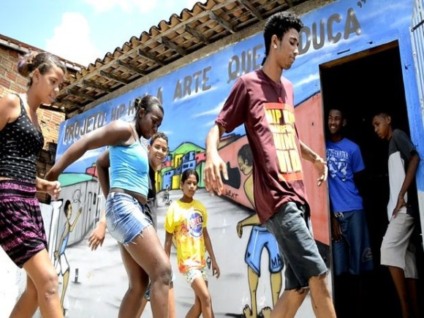 "Cultura Hip Hop" leva oficinas culturais a jovens de Aracaju