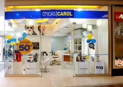 Óticas Carol inaugura loja no Méier