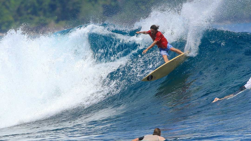 Exposição reúne lendas do surfe brasileiro no Floripa