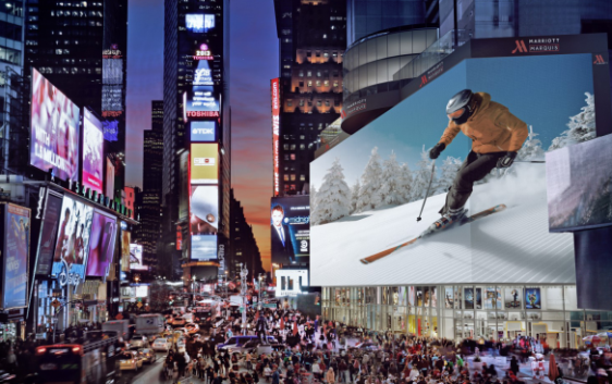 Google inaugura outdoor digital gigante na Times Square