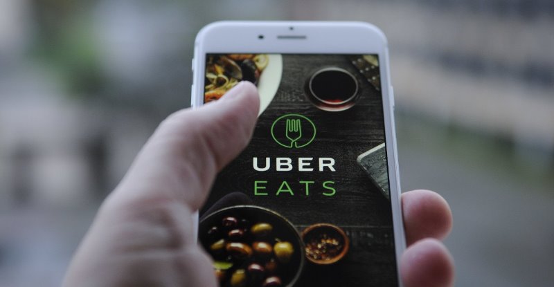 Lacta, Americanas e Uber Eats fecham parceria na Páscoa