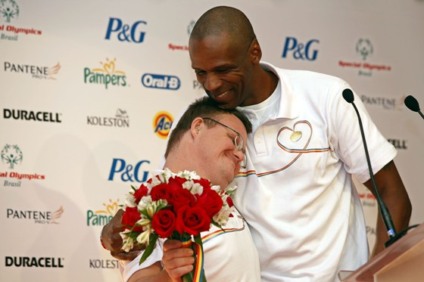 P&G – info; 01/06/2010 – Procter & Gamble – Apresentação da parceria entre P&G e o Special Olympics Brasil, que promove esportes entre portadores de deficiência intelectual – Contemporâneo – São Paulo – SP