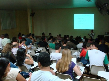Às crianças e aos mestres promocitários, com carinho
