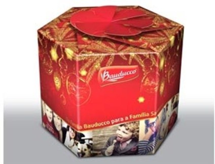 Bauducco promoveu Amigo Secreto e personalizou panetone