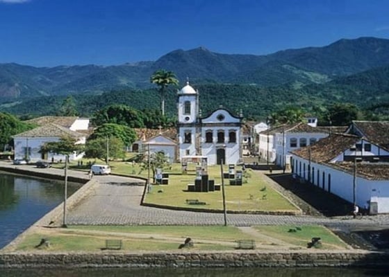 ESPM discute ideias para um novo modelo de País