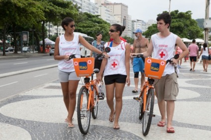 Itaú apoia atuação de socorristas da Cruz Vermelha