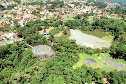 Bairro Abranches_ Pedreira Paulo Leminski e Ópera de Arame – Vista Aérea 3 Curitiba, 11/03/2002 Foto: Carlos Ruggi/SMCS (19838-30)