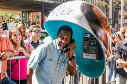 Pelé inaugura a nova edição da Vivo Call Parade
