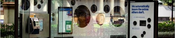 Ponto de ônibus musical promove seguradora na Austrália