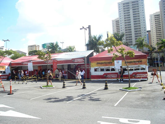 Grand Plaza recebe unidade móvel do Poupatempo