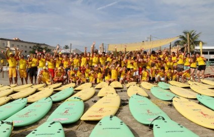 Projeto Surf e Praia para Todos chega em Peruíbe