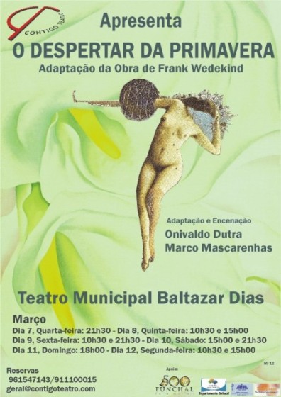 Riosul leva clientes ao teatro