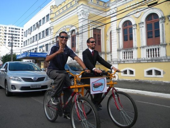 Projeto leva bicicleta adaptada para deficientes visuais