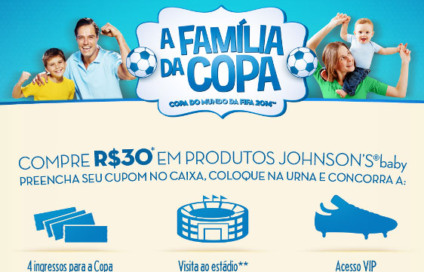 Johnson's baby e Nissei levam família para jogo da Copa 