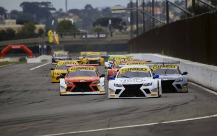 Sprint Race dá a largada no Autódromo Internacional Ayrton Senna