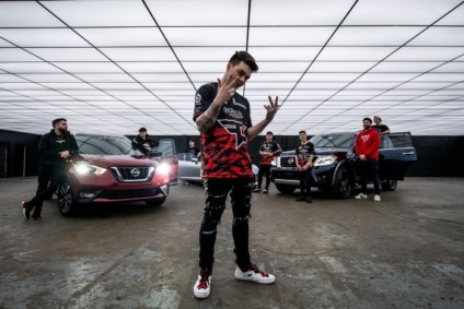 Nissan fecha parceria com a FaZe Clan e OpTic Gaming