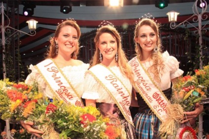 Oktoberfest de Blumenau celebra tradição alemã no Sul
